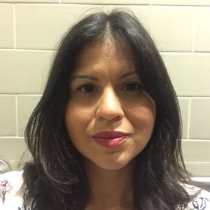 Meet your Posher, Julia